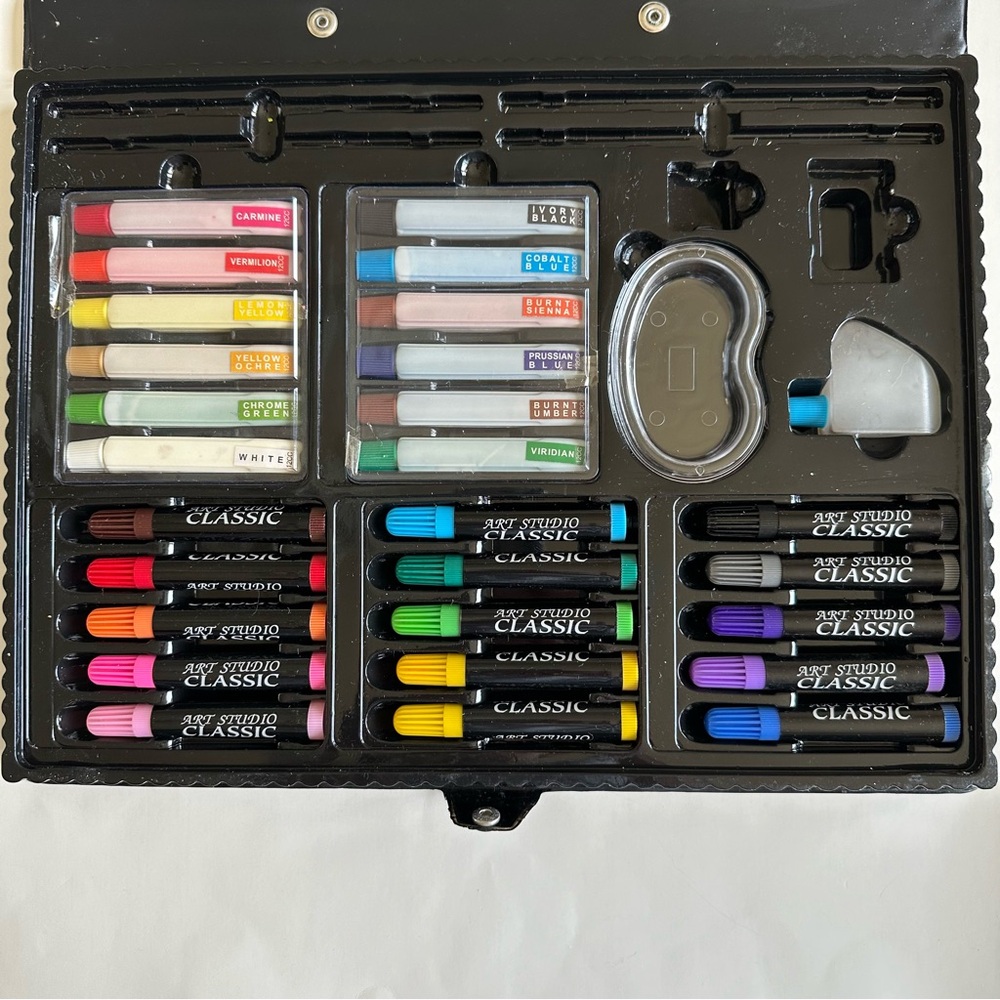 🙂4/$20 Hobby Lobby Art Supply Set - Picture 8 of 10